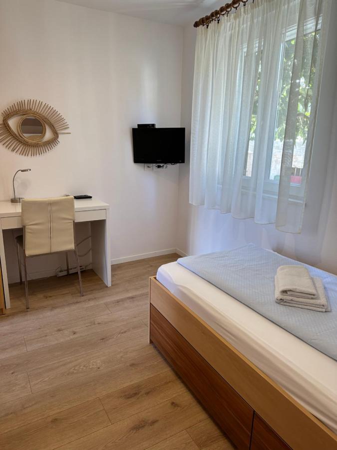 Apartment Keka Split Exterior photo